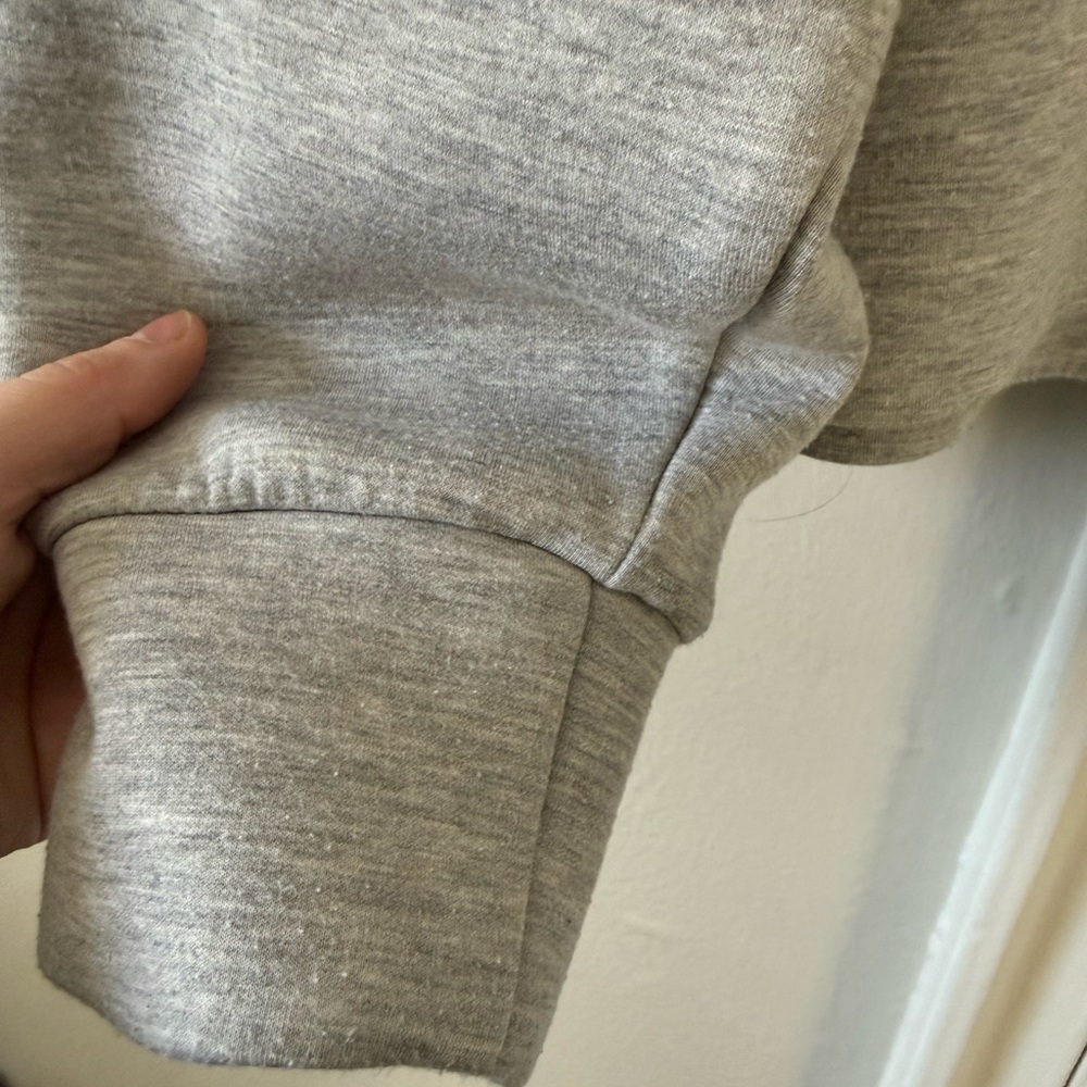 Old Navy Active Bounce Fleece Gray Quarter Zip Size Large - Picture 6 of 8